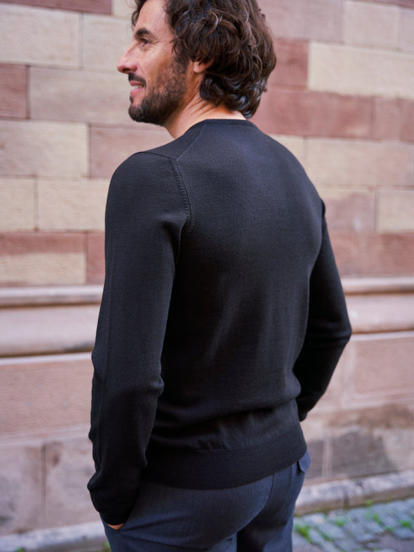 PULL COL ROND LAINE MÉRINOS NOIR
