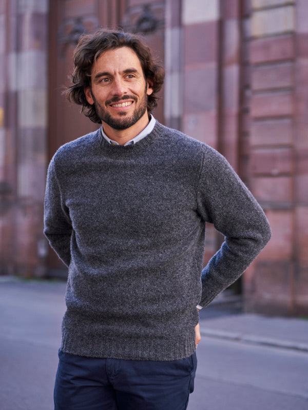 PULL COL ROND LAINE GRIS